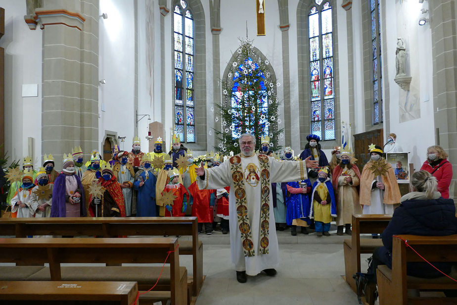 Dreikönigssingen der Sternsinger